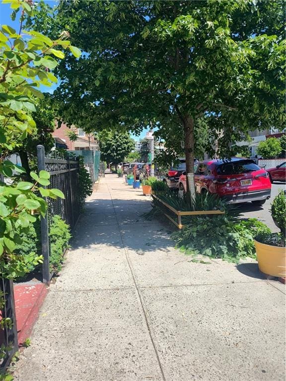 324 E 26th St, Brooklyn, NY 11226 - view of street