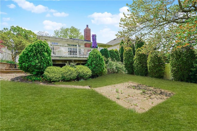 39 Morton St, Staten Island, NY 10306 - view of green lawn featuring a wooden deck