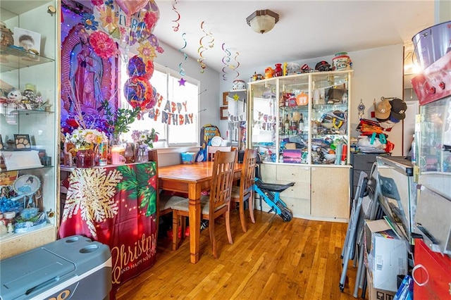 27 Bascom Pl, Staten Island, NY 10314 - dining room featuring wood finished floors
