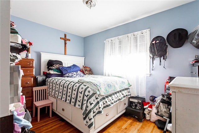 27 Bascom Pl, Staten Island, NY 10314 - bedroom with wood finished floors