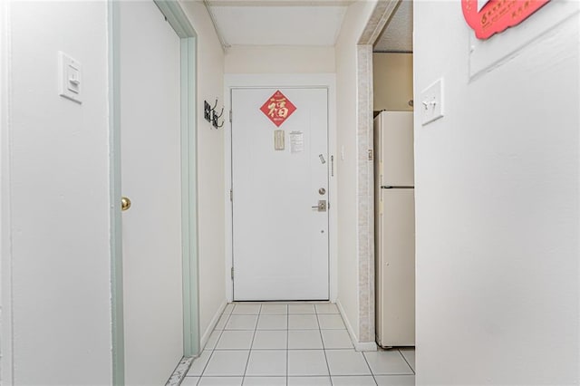 755 Narrows Rd N Unit 602, Staten Island, NY 10304 - hall featuring light tile patterned floors and baseboards