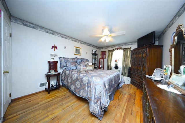 53 Marisa Cir, Staten Island, NY 10309 - bedroom featuring light wood finished floors and a ceiling fan