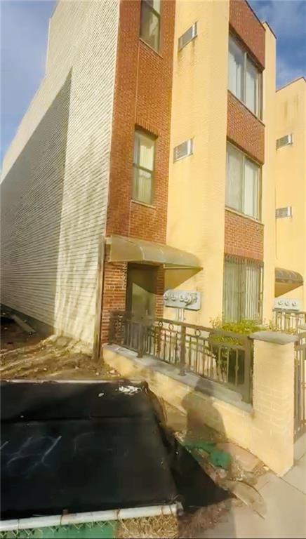 2297 Pacific St, Brooklyn, NY 11223