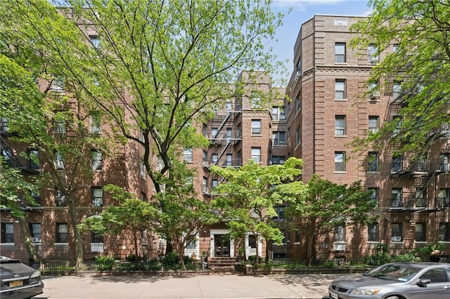 385 Argyle Rd Unit 4A, Brooklyn, NY 11218 - view of apartment building / complex