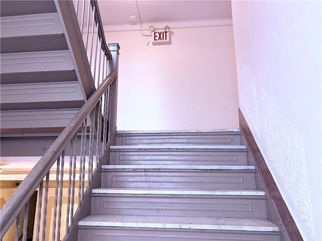 219 78th St Unit 2D, Brooklyn, NY 11209 - view of stairs