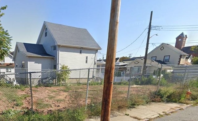 17 Coonley Ct, Staten Island, NY 10303