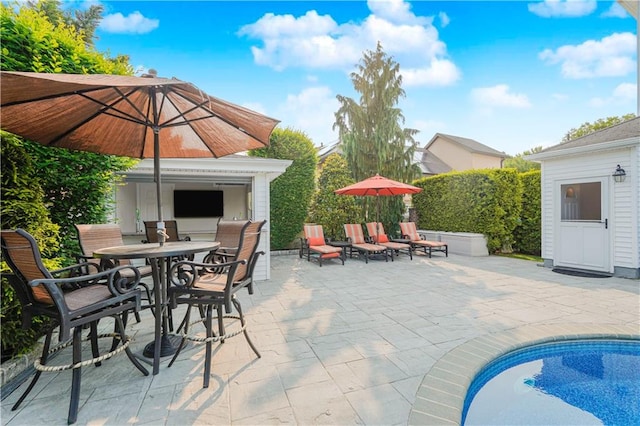 274 S Railroad St, Staten Island, NY 10312 - view of patio / terrace with outdoor dining area