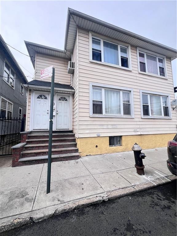 23 Brighton 10th Path, Brooklyn, NY 11235 - view of front facade with entry steps