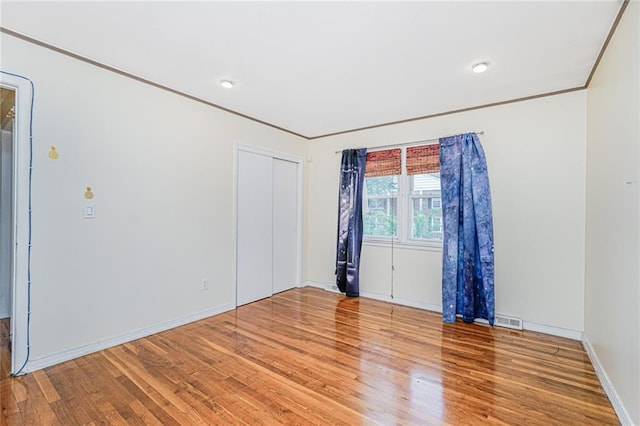 161 Ravenhurst Ave, Staten Island, NY 10310 - unfurnished room featuring light wood-type flooring and crown molding