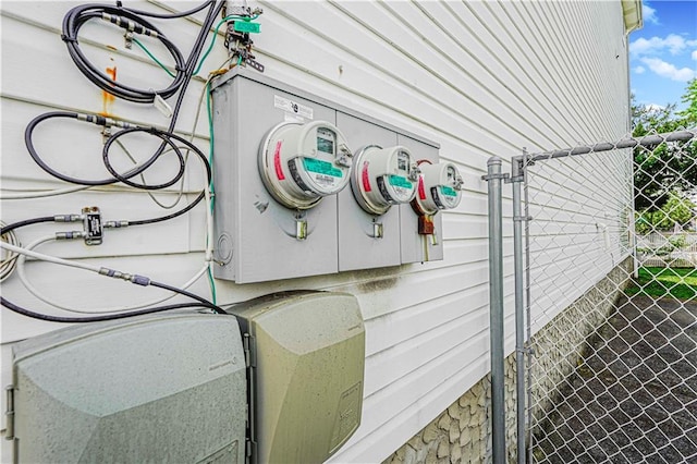 134 S Ave, Staten Island, NY 10303 - exterior view of electric meter