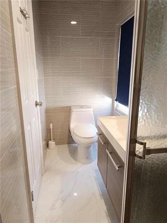 268 Nelson Ave, Staten Island, NY 10308 - bathroom with tile walls and vanity