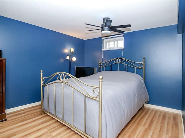 21 Stroud Ave, Staten Island, NY 10312 - bedroom featuring wood finished floors and ceiling fan