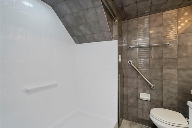 211 Dover Grn, Staten Island, NY 10312 - bathroom featuring a stall shower and tile walls