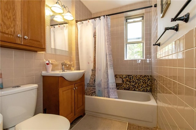 1717 Avenue N Unit 3C, Brooklyn, NY 11230 - bathroom featuring vanity, tile walls, shower / bath combo, and decorative backsplash