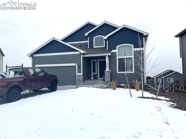 view of front of house featuring a garage