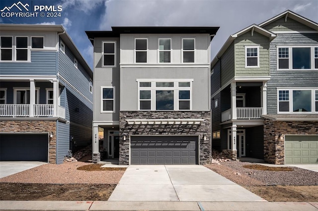 view of front of home featuring a garage