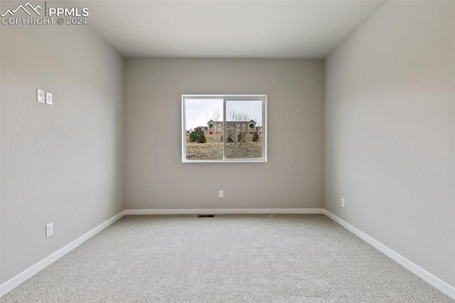 empty room with carpet