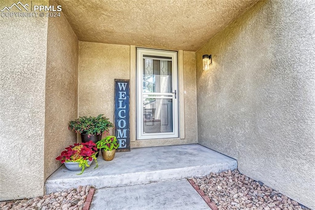 view of entrance to property