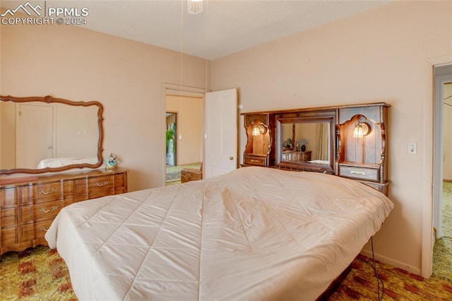 bedroom with carpet flooring