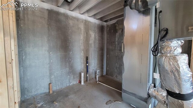 misc room featuring concrete flooring