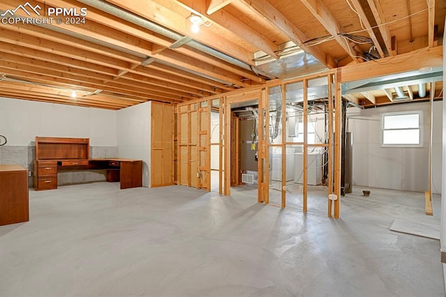 basement with washing machine and dryer