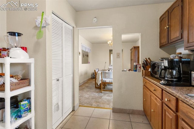 kitchen featuring light tile patterned floors