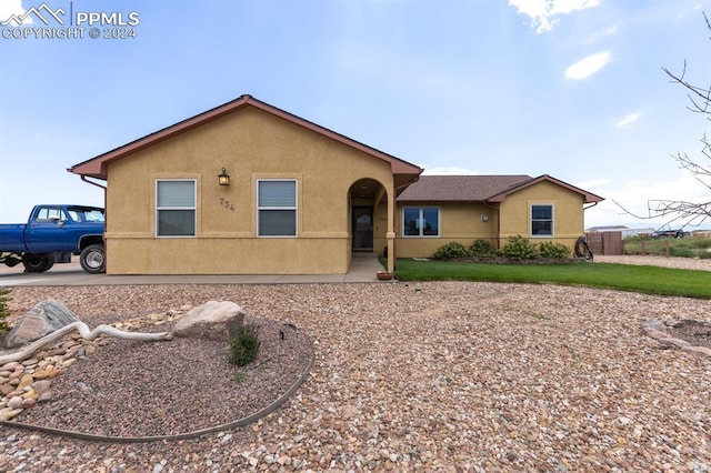 view of front of house with stucco siding