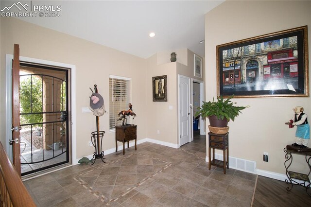 1933 Top Notch Trl, Penrose, CO 81240 - entrance foyer with visible vents, baseboards, and recessed lighting