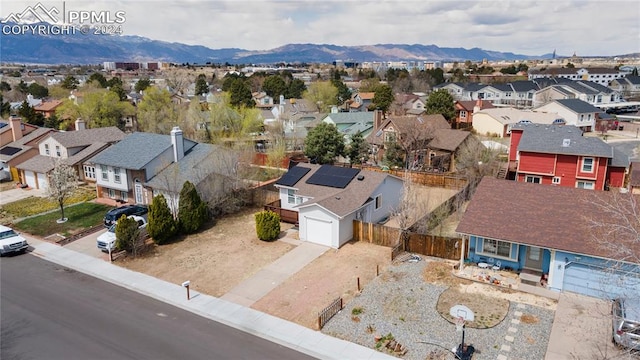 bird's eye view with a mountain view