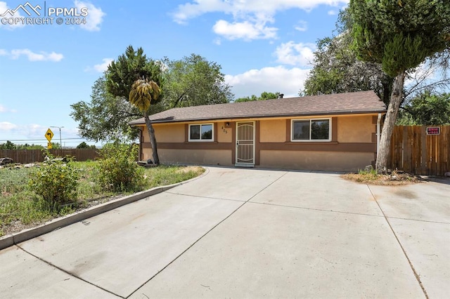 ranch-style house featuring a patio area