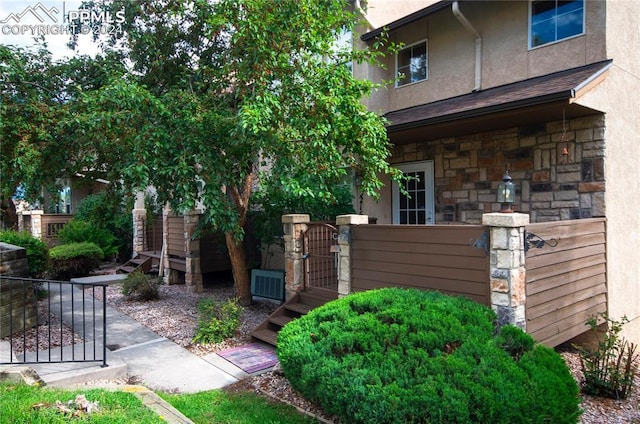 view of home's exterior