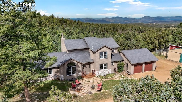 bird's eye view with a mountain view