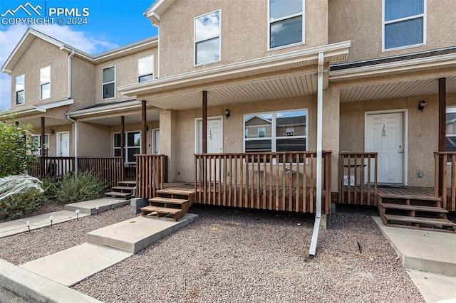 view of front of home featuring a porch