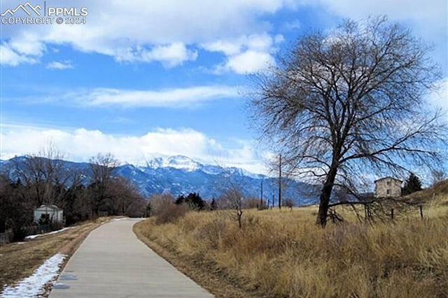 view of mountain feature