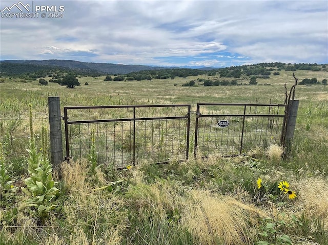 Listing photo 3 for 10305 County Road 69, Canon City CO 81212