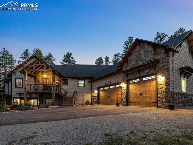 view of front of property featuring a garage