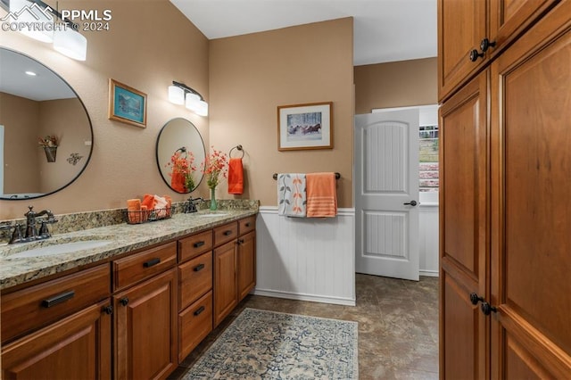 bathroom featuring vanity