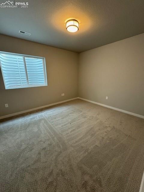 empty room with carpet