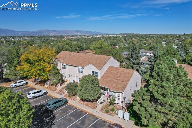 bird's eye view featuring a mountain view