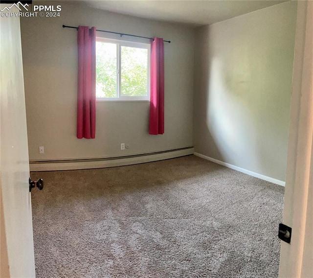 empty room featuring carpet