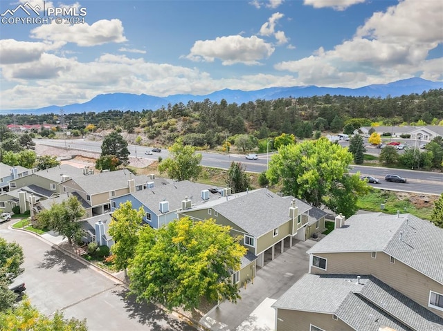 bird's eye view featuring a mountain view