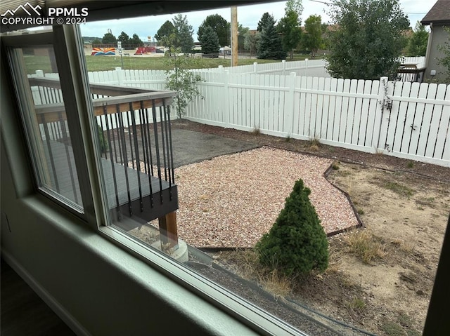 view of yard with a patio area