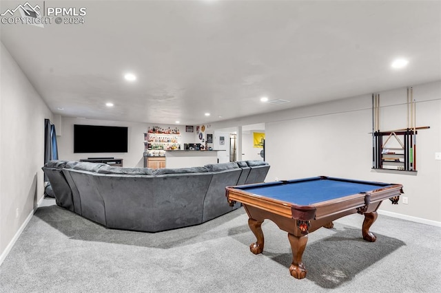 recreation room featuring billiards, carpet, and indoor bar