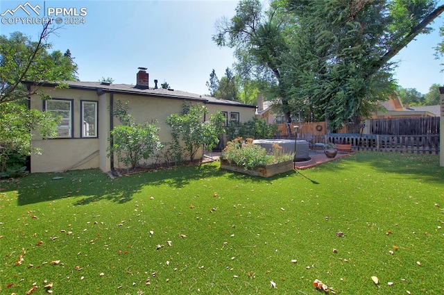 view of yard featuring a patio area