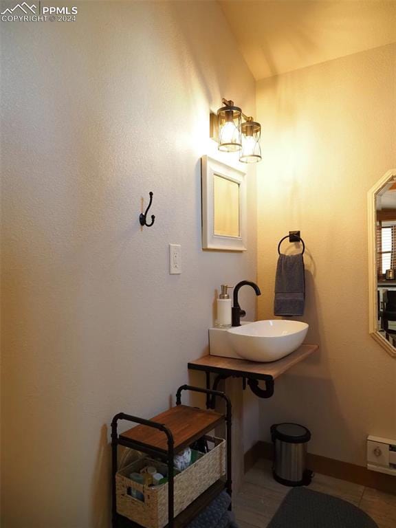 bathroom with sink