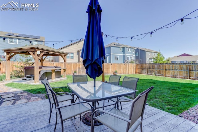 view of patio featuring a hot tub