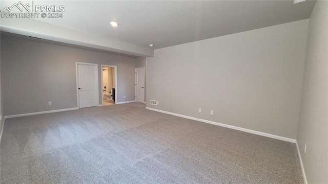 empty room with carpet