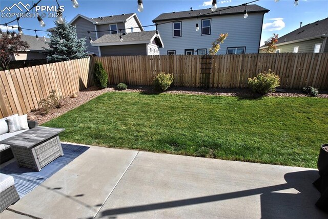 view of yard with a patio