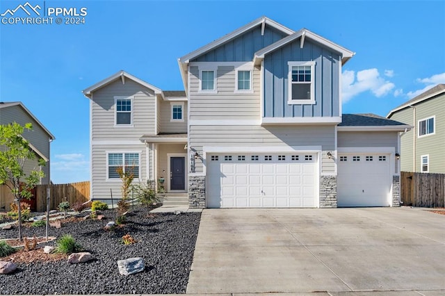 view of front of property featuring a garage