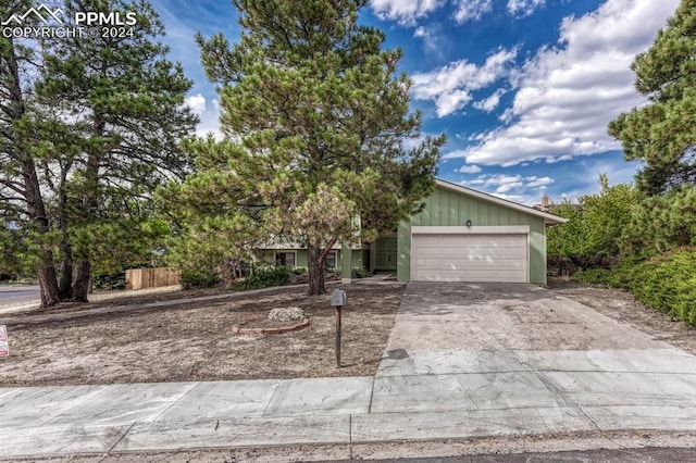 view of front of home featuring a garage